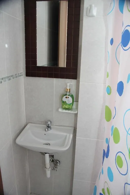 Konukevi Raiz Ec Cultura Viva Otel Quito